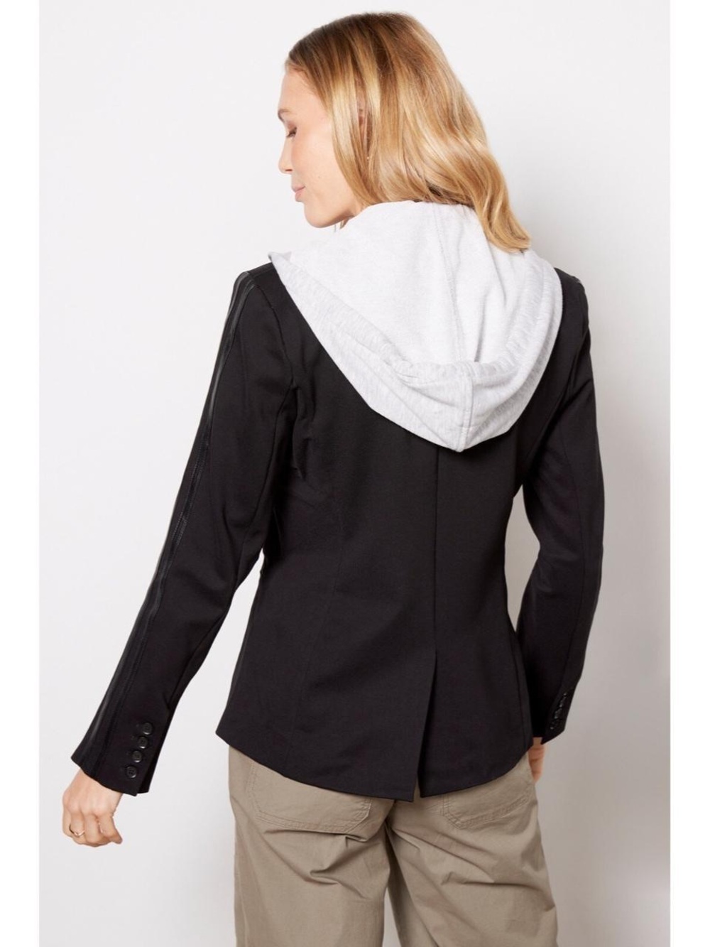 Evereve Jones St Blazer with removable hoodie - Picture 2 of 12